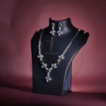 Leafy-Emerald-Necklace-By-Tansi-Jewels